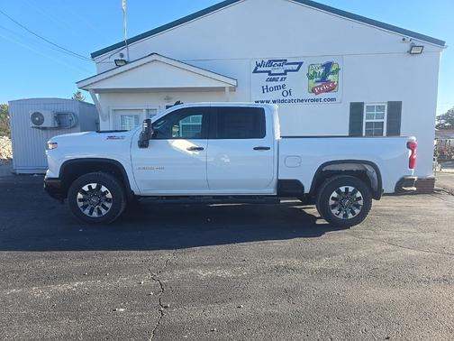2026 Chevrolet Silverado 2500 Custom