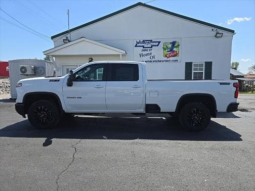 2025 Chevrolet Silverado 3500 LT