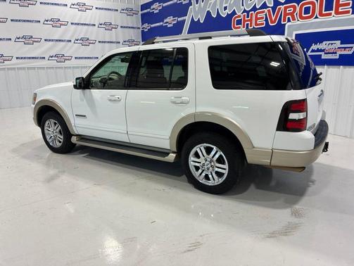 Oxford White Clearcoat 2007 Ford Explorer Eddie Bauer