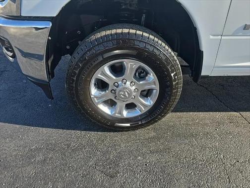 2024 RAM 2500 Big Horn Crew Cab 4x4 6'4' Box