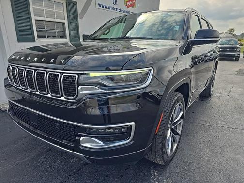2023 Jeep Wagoneer Series III 4x4