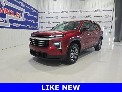 2025 Chevrolet Traverse LT
