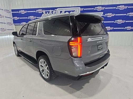 2021 Chevrolet Suburban LT