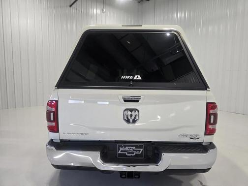 2021 RAM 3500 Limited Crew Cab 4x4 8' Box