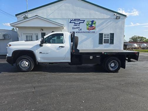2025 Chevrolet Silverado 3500 WT