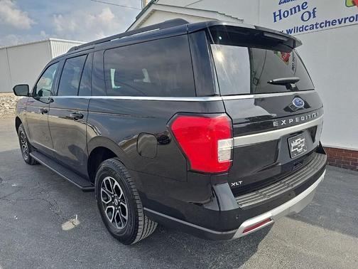2024 Ford Expedition Max XLT