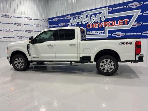 Star White Metallic Tri-Coat 2024 Ford F-250 XL