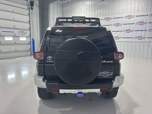 2014 Toyota FJ Cruiser Base