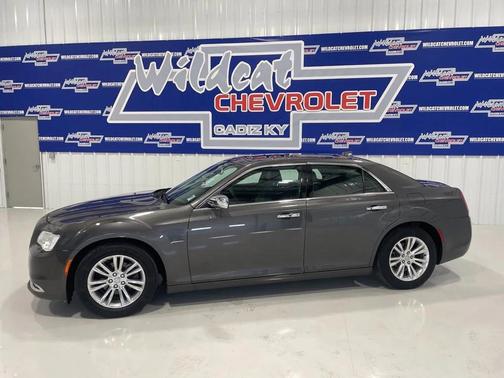 2017 Chrysler 300C Base
