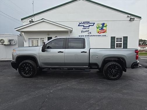 2024 Chevrolet Silverado 2500 Custom