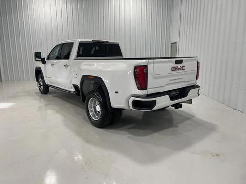 2024 GMC Sierra 3500 Denali