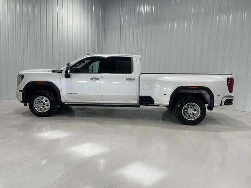 2024 GMC Sierra 3500 Denali
