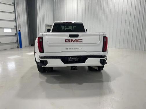 2024 GMC Sierra 3500 Denali