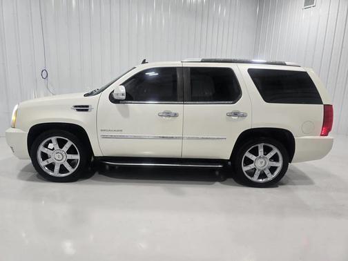 2010 Cadillac Escalade Luxury