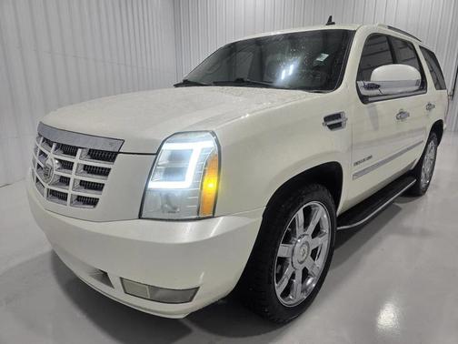 2010 Cadillac Escalade Luxury
