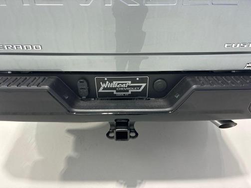 Sterling Gray Metallic 2026 Chevrolet Silverado 2500 Custom