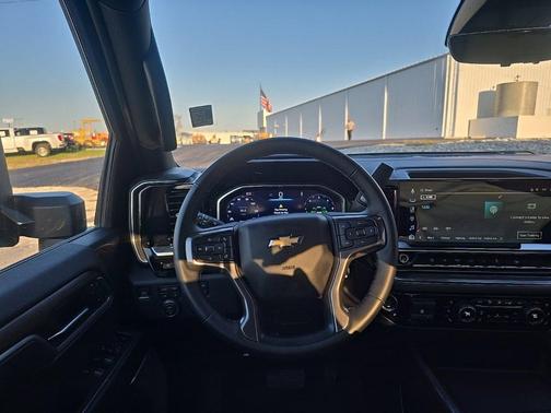 2025 Chevrolet Silverado 3500 High Country