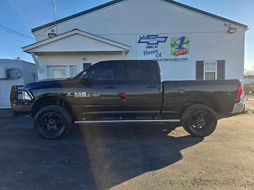 2018 RAM 2500 Tradesman Crew Cab 4x4 6'4' Box