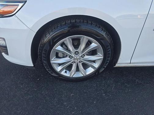 2025 Chevrolet Malibu FWD 1LT