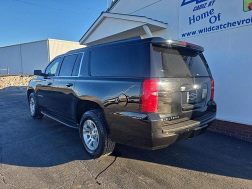 2017 Chevrolet Suburban LT