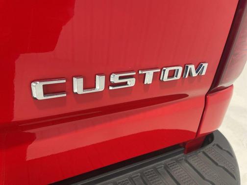 2025 Chevrolet Silverado 2500 Custom