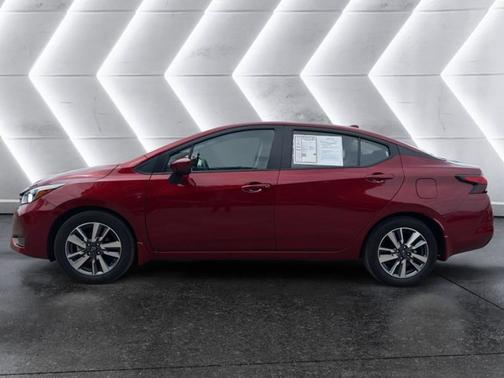 2024 Nissan Versa 1.6 SV