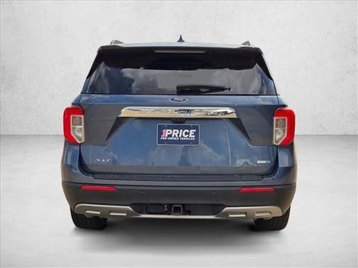 Blue Metallic 2020 Ford Explorer XLT