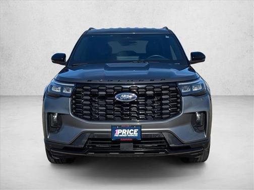 Carbonized Gray Metallic 2025 Ford Explorer ST-Line