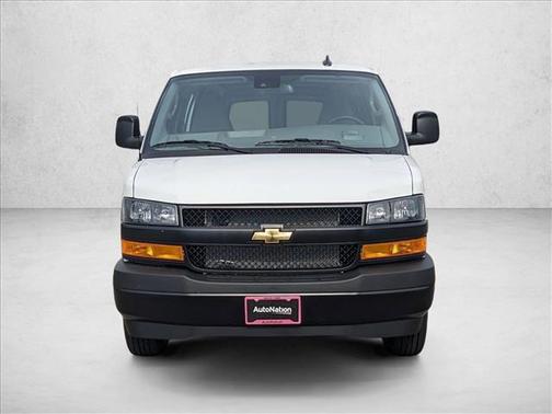 Summit White 2025 Chevrolet Express 3500 RWD 3500 Extended Wheelbase WT