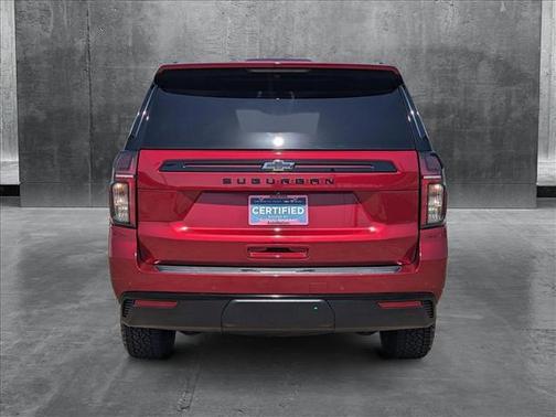 2023 Chevrolet Suburban 4WD Z71