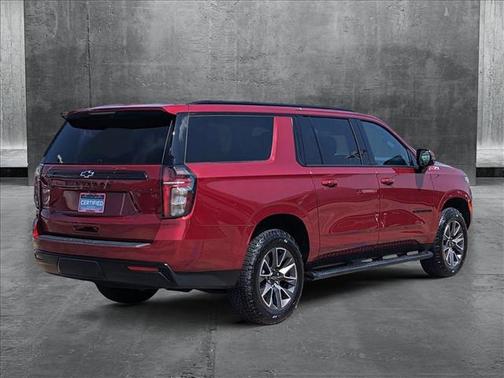 2023 Chevrolet Suburban 4WD Z71
