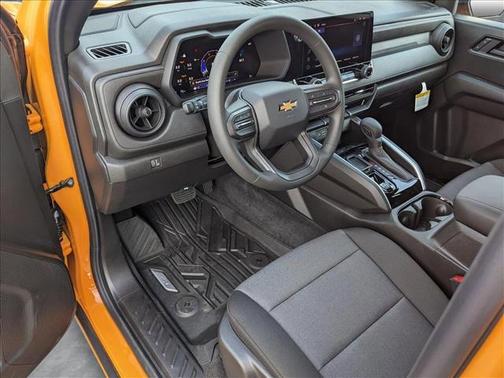 2025 Chevrolet Colorado WT