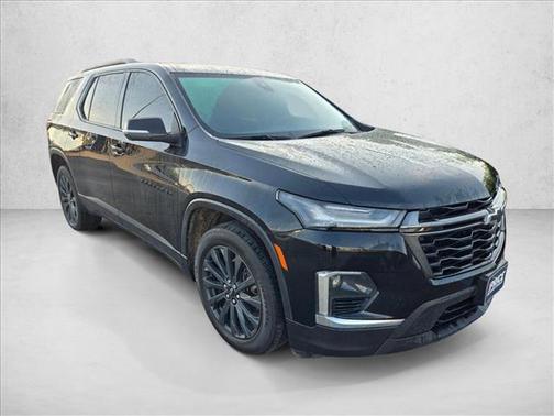 Mosaic Black Metallic 2023 Chevrolet Traverse RS