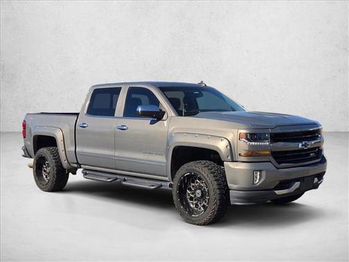 2017 Chevrolet Silverado 1500 2LT