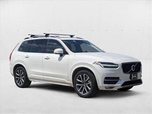 2019 Volvo XC90 T5 Momentum