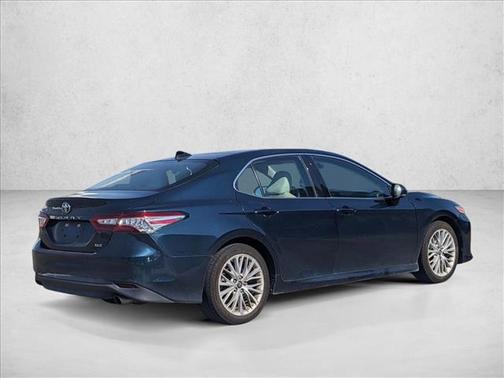 2019 Toyota Camry XLE