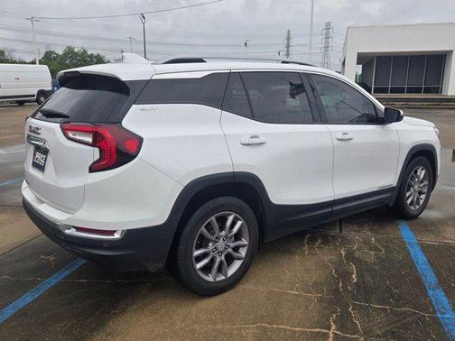 Summit White 2023 GMC Terrain SLT