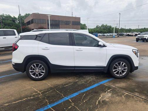 Summit White 2023 GMC Terrain SLT