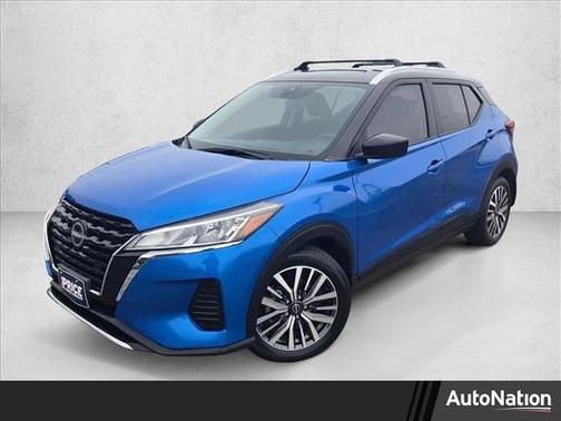 Electric Blue Metallic/Super Black 2024 Nissan Kicks SV