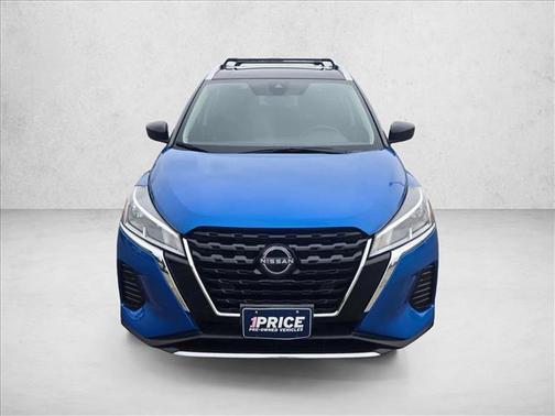 Electric Blue Metallic/Super Black 2024 Nissan Kicks SV