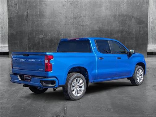 2025 Chevrolet Silverado 1500 Custom