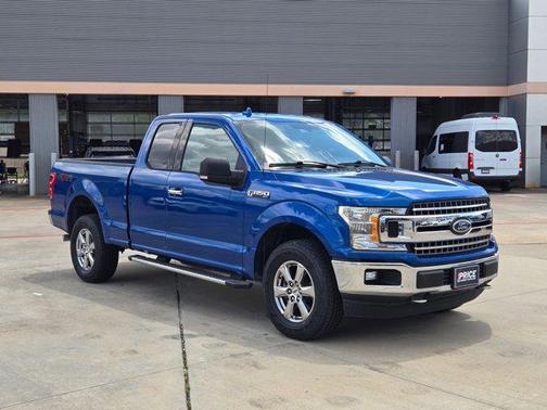 LIGHTNING BLUE 2018 Ford F-150 XLT