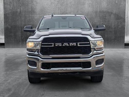2019 RAM 2500 Tradesman Crew Cab 4x4 8' Box