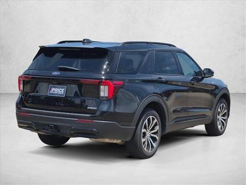 Agate Black Metallic 2025 Ford Explorer ST-Line