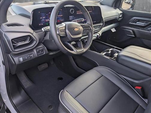 2025 Chevrolet Silverado EV LT