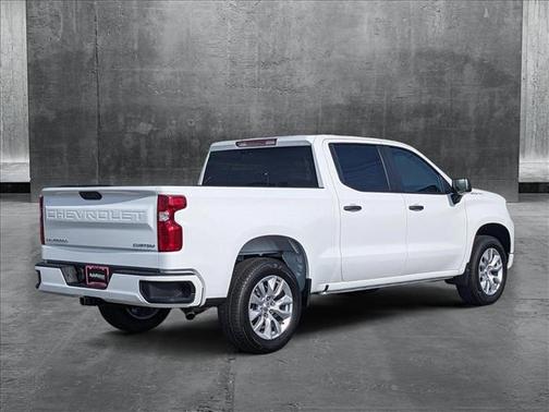2025 Chevrolet Silverado 1500 Custom