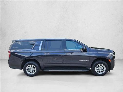 Dark Ash Metallic 2024 Chevrolet Suburban LT