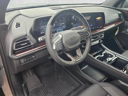 Sterling Gray Metallic 2026 Chevrolet Traverse AWD Z71