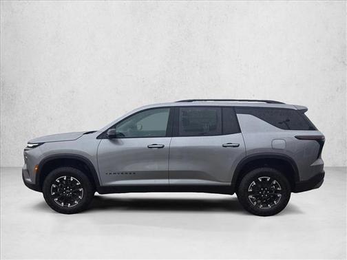 Sterling Gray Metallic 2026 Chevrolet Traverse AWD Z71