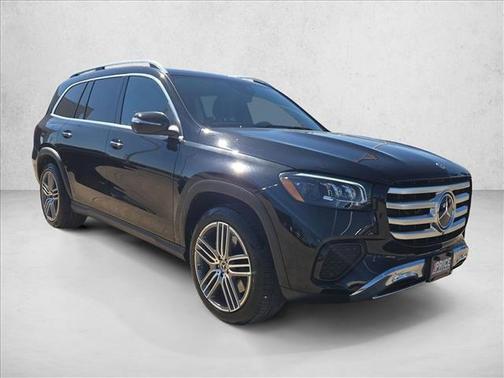 2025 Mercedes-Benz GLS 450 4MATIC